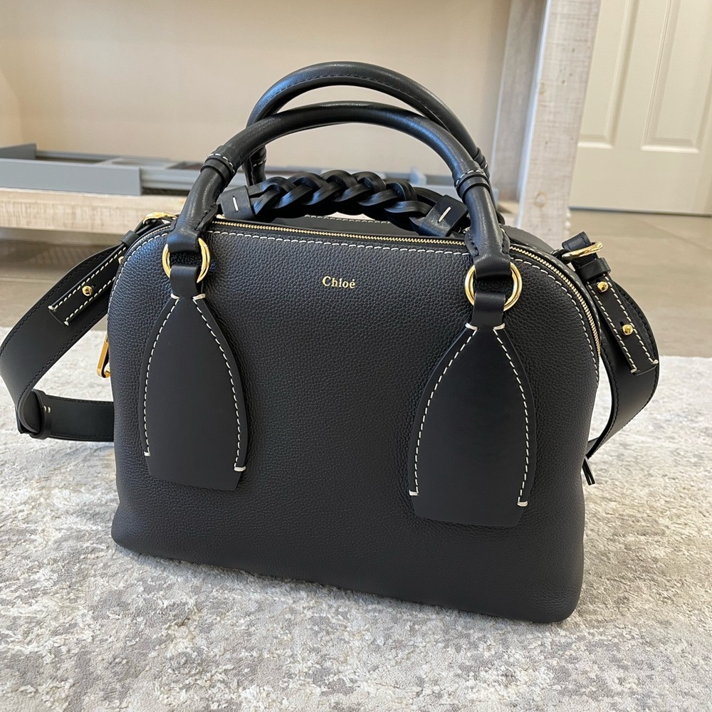 CHLOE Daria Medium Calfskin Pebbled Leather Day Tote Bag